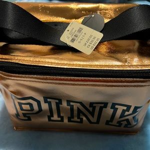 VS Pink lunchbox /cooler🤎